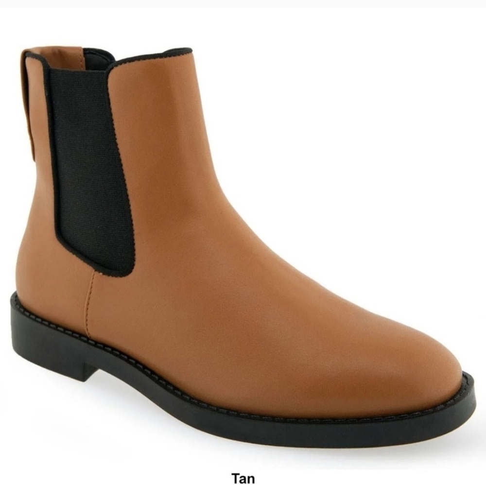 Aerosoles Tropea Tan Faux Leather Chelsea Booties